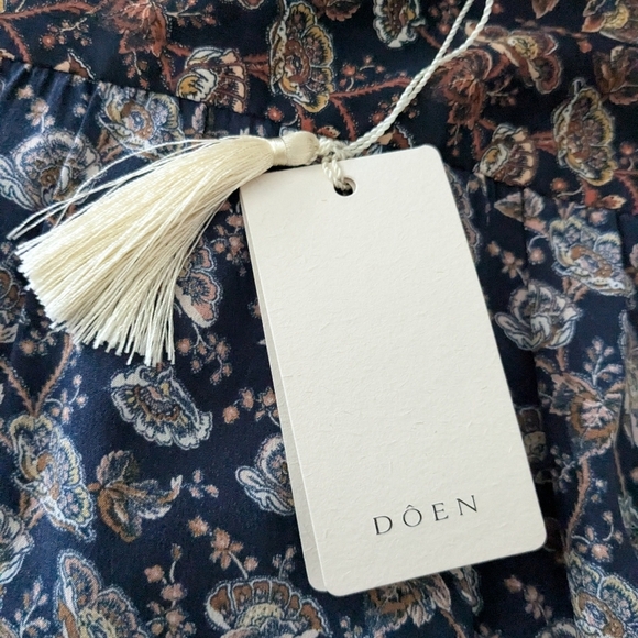 NEW Doen Silk Blouse Top Navy Paisley Floral XL 100% Silk - Picture 4 of 10